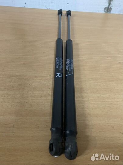 Упор багажника peugeot 4007