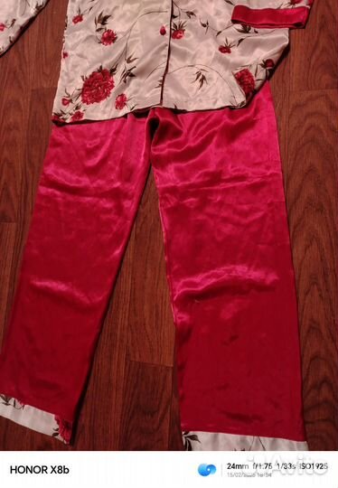 Пижама женская атласная новая