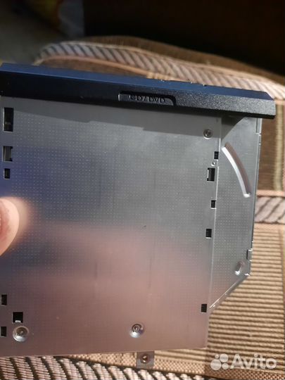 Внутренний привод DVD/CD-RW модель UJ8E0