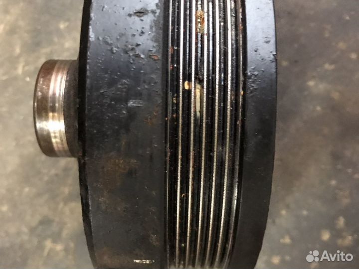 Шкив коленвала Мерседес мл 164 6.3 амг