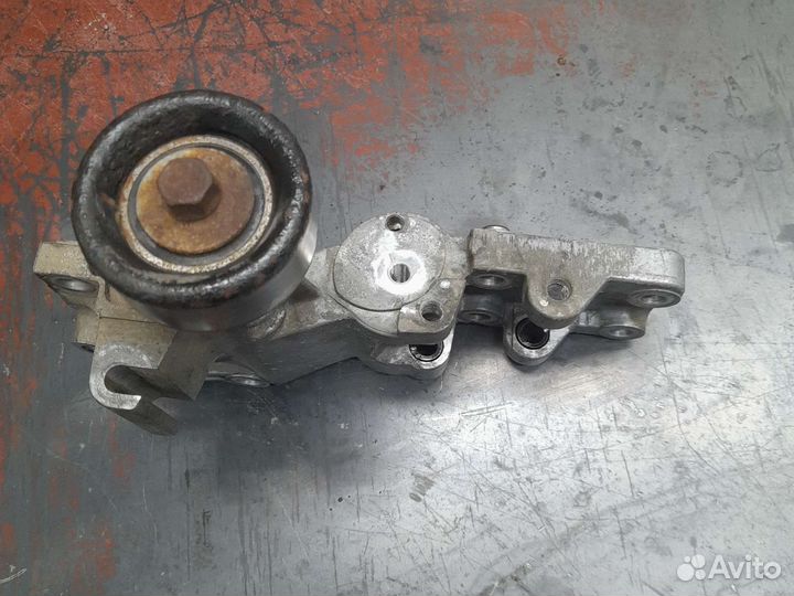 Кронштейн генератора