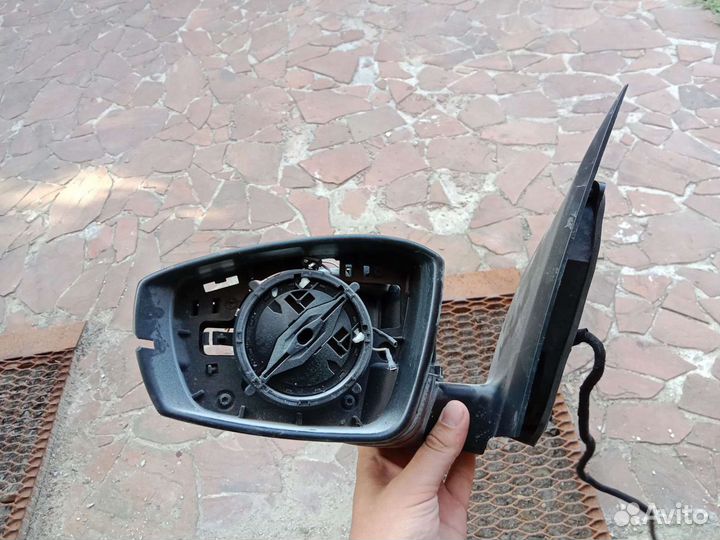 Зеркало на volkswagen polo