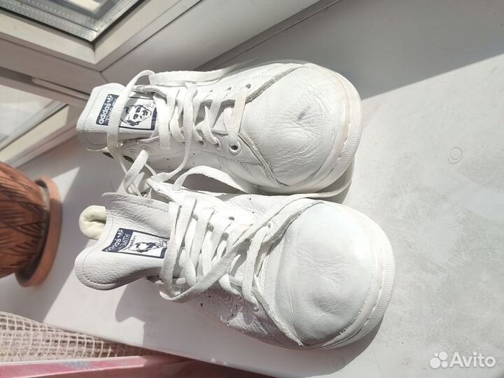 Кроссовки adidas