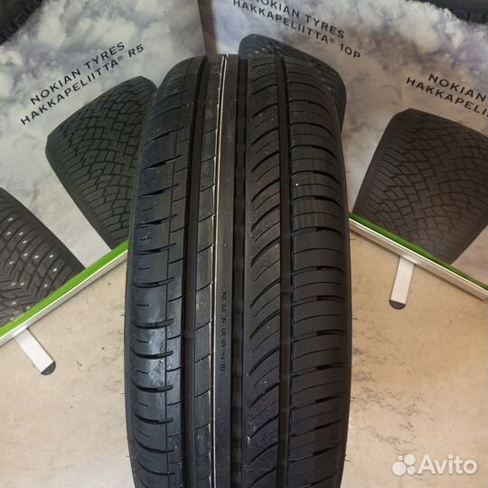 Ikon Tyres Nordman SC 215/65 R16 109T