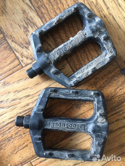Педали для велосипеда