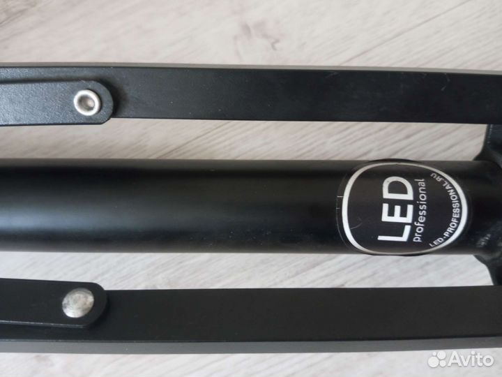 Штатив тренога