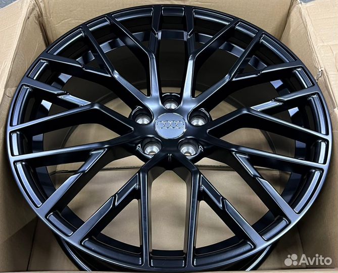 Диски на Audi Ауди Q8 R22
