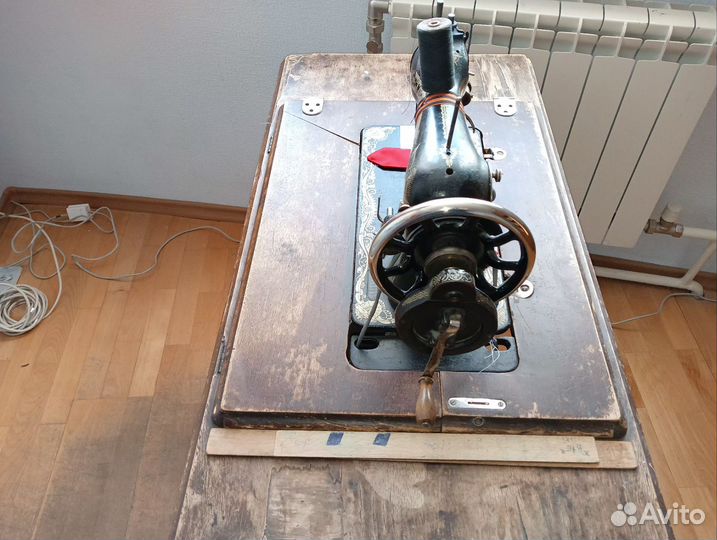 Швейная машина