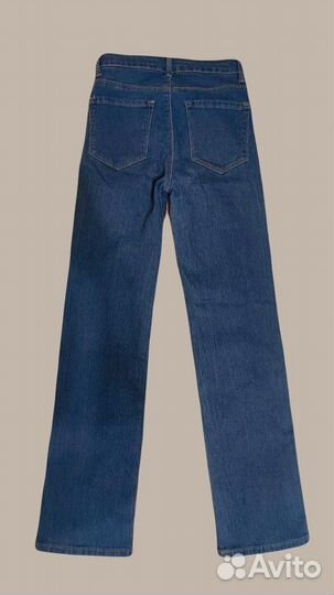 Джинсы синего цвета