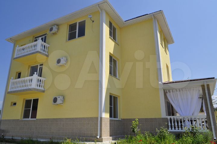 Дом 350 м² на участке 20 сот.