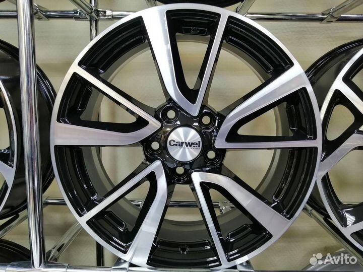 Диск литой Carwel Кадам 7x17 5x114.3 ET45 DIA67.1