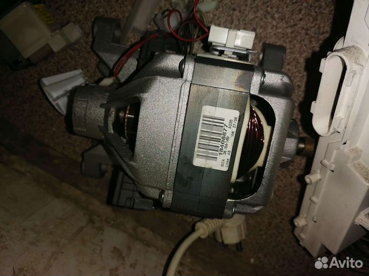 Двигататель стиральной машины