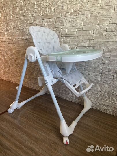 Детский стульчик для кормления