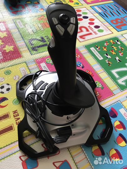 Джойстик Logitech Extreme 3D Pro