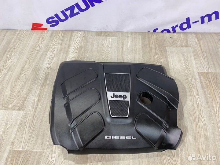 Крышка двигателя Jeep Grand Cherokee WK2 EXF 2015