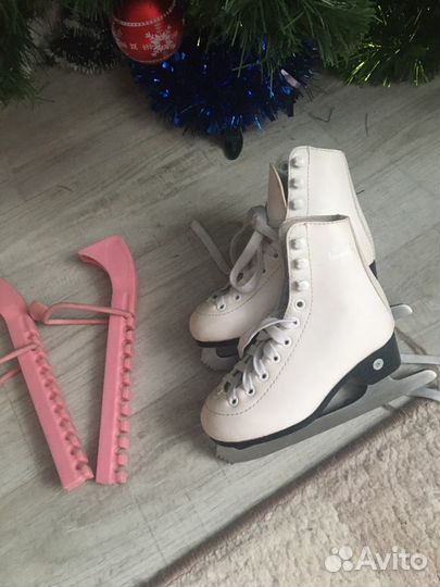 Коньки фигурные 28
