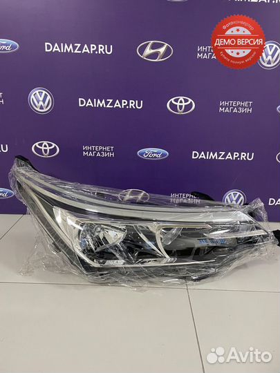 Фара Toyota Corolla E180 рестайлинг правая 17-19