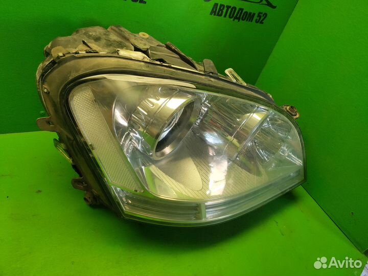 Фара правая Mercedes ML W164 галоген