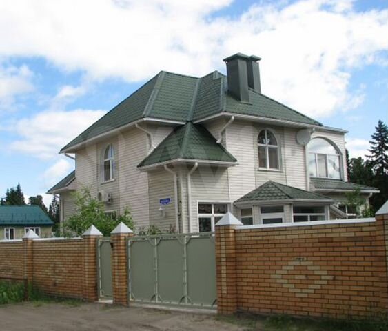 Дом 315 м² на участке 5 сот.