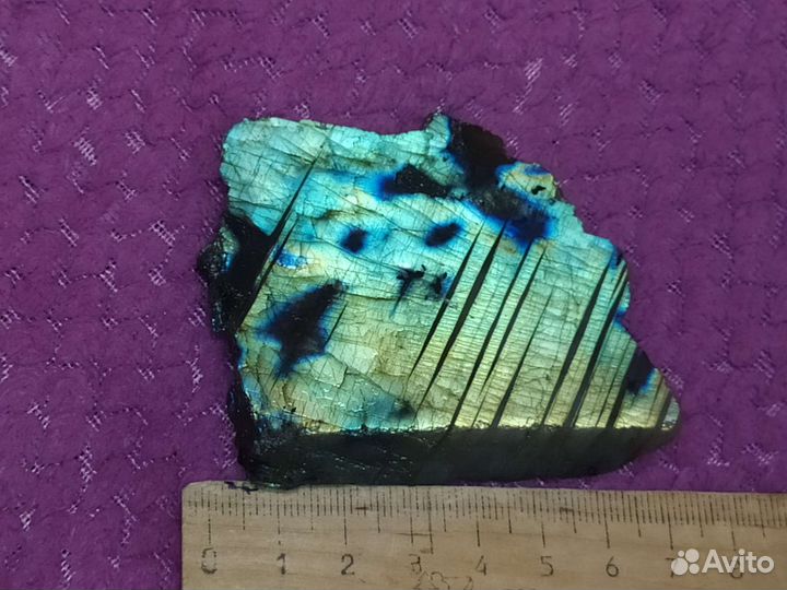 Лабрадорит