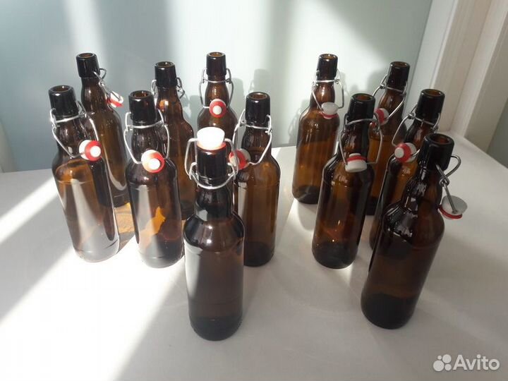 Продам бутылки(0,5;4) стекло