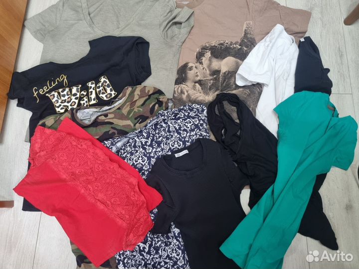 Разгружаю гардероб 42/44/46