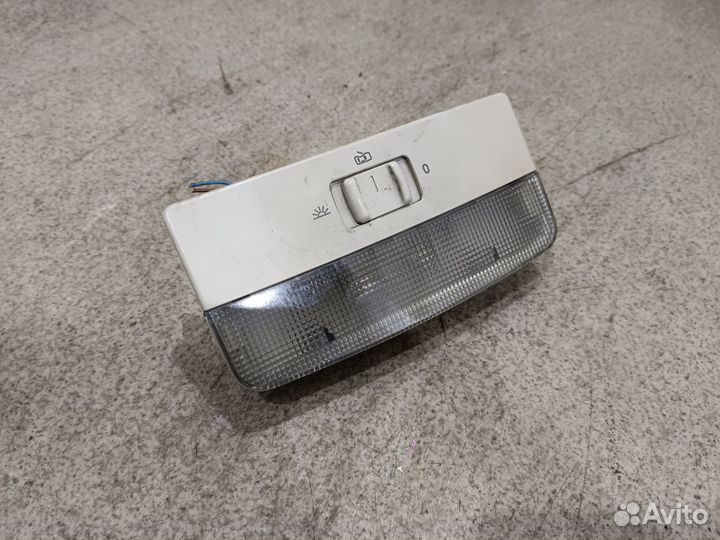 Центральный плафон в потолок для Skoda Octavia A5