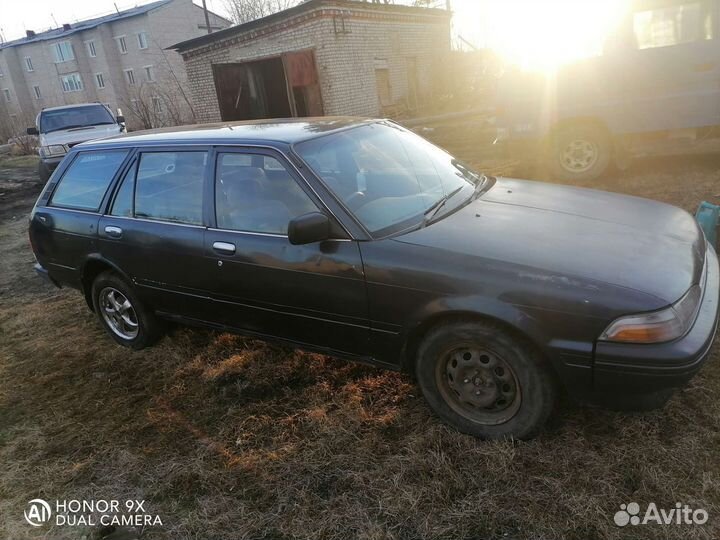 Toyota Carina 1.5 AT, 1991, 200 000 км