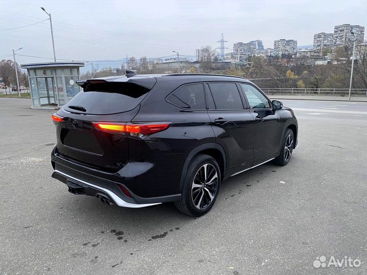 Toyota Highlander 2.5 AT, 2021, 63 000 км