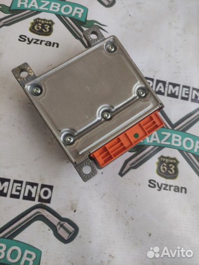 Блок управления air bag Mercedes-Benz W210