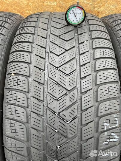 Pirelli Scorpion Winter 275/45 R21