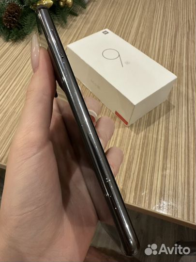 Xiaomi Mi 9 SE, 6/64 ГБ