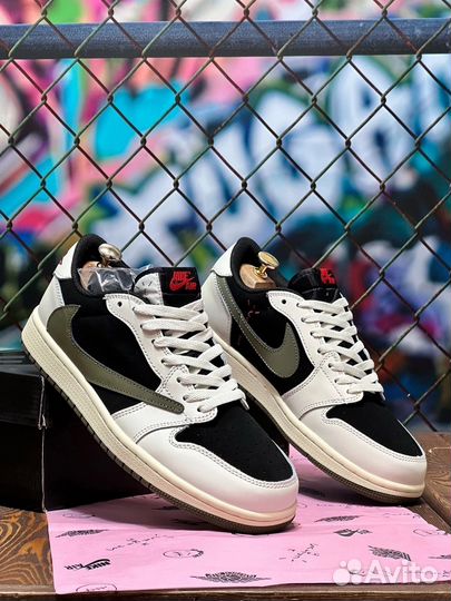 Кроссовки nike air jordan 1 low travis scott