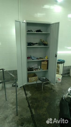 Ящик металлический с замком