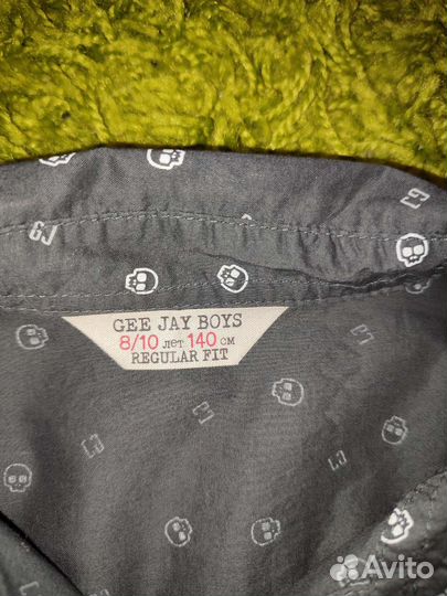 Рубашка на мальчика 140 и 158размер