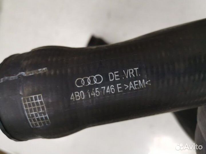 Патрубок интеркулера Audi A6 C5 AYM 1998