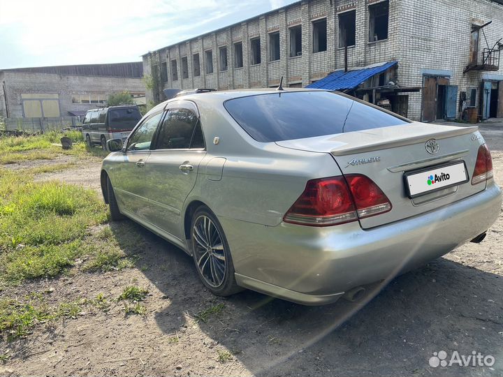 Toyota Crown 3.0 AT, 2005, 200 000 км