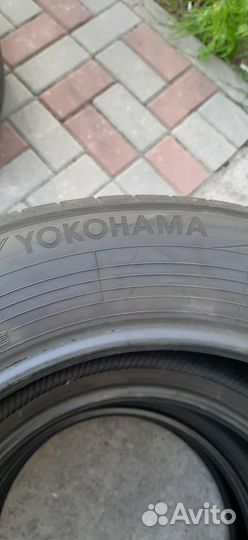 Yokohama BluEarth A34 215/65 R17