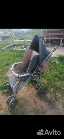 Прогулочная коляска трость