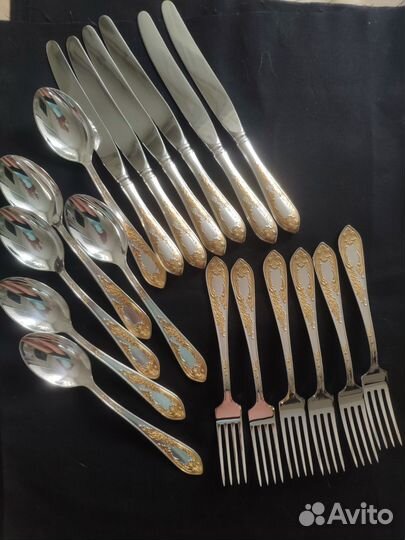 Набор столовых приборов мельхиор