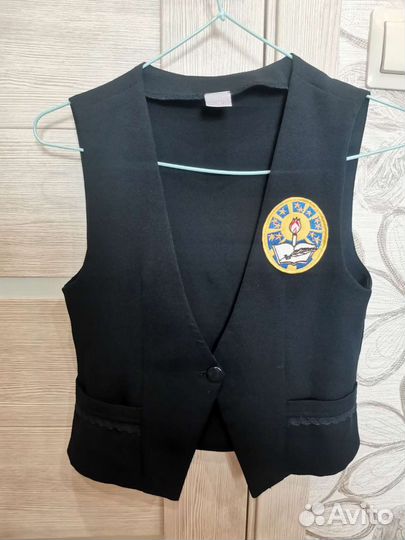 Школьная форма жилет и юбка для девочки 140 146