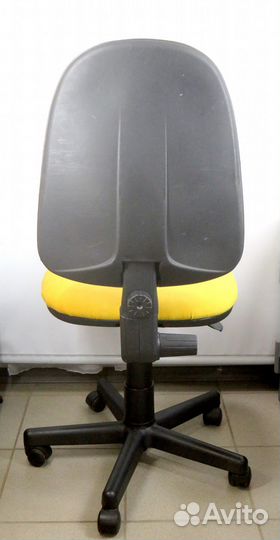 Кресло офисное компьютерное