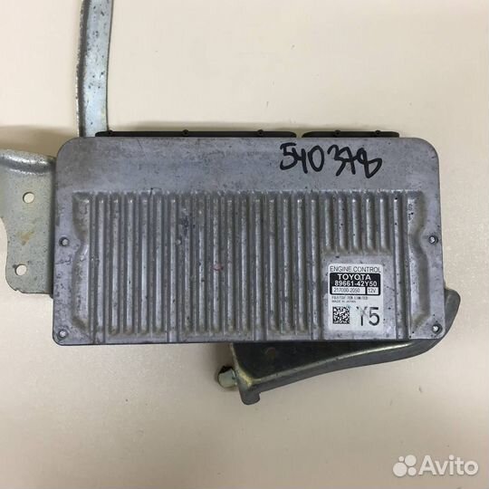 Б/У Б/У Блок управления двс 8966142Y50 toyota
