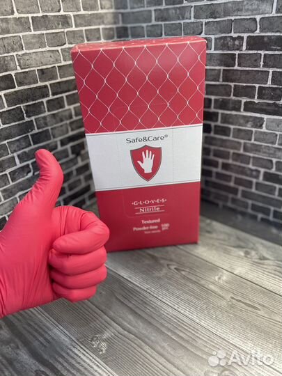 Перчатки нитриловые красный