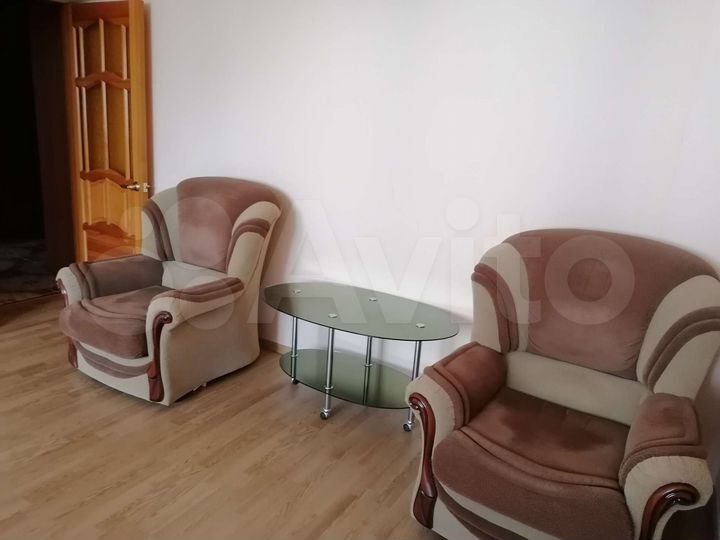 2-к. квартира, 72,9 м², 3/5 эт.