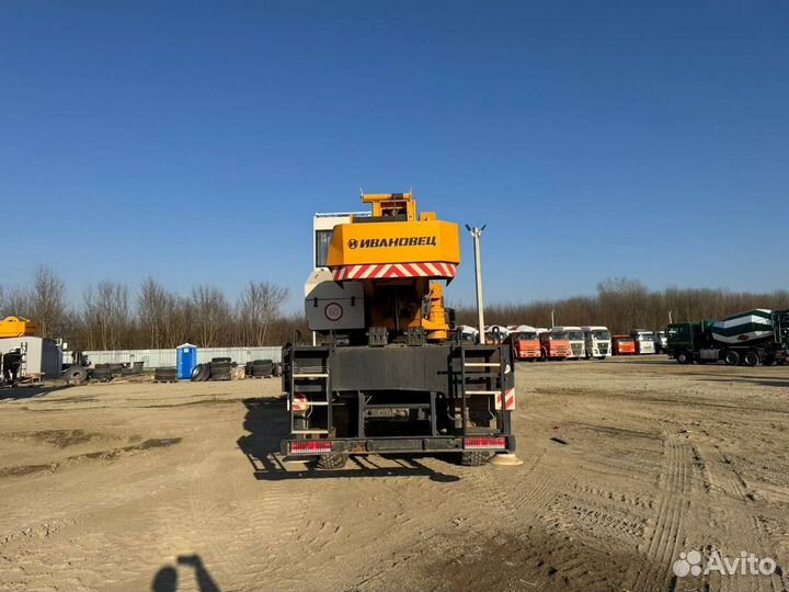 Ивановец КС-45717К-3Р, 2023