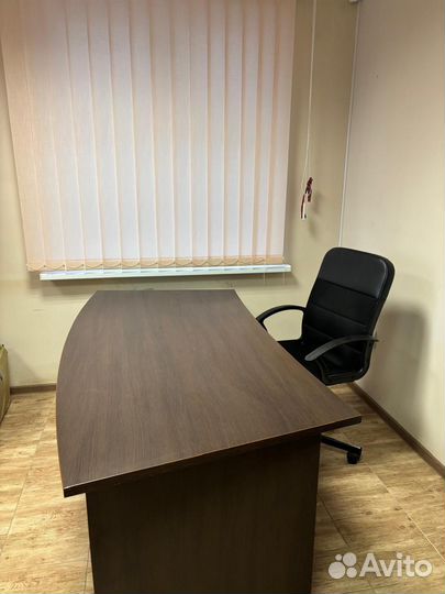 Стол офисный