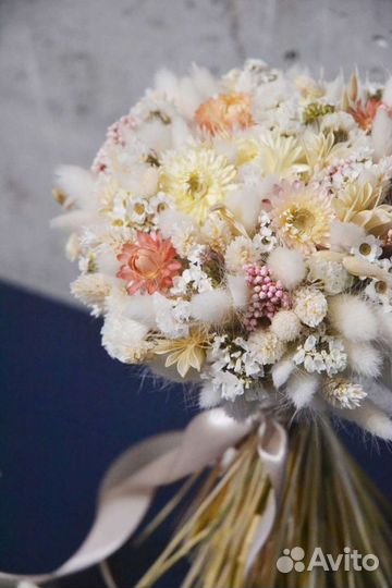 Букет невесты свадебный и на никах из сухоцветов