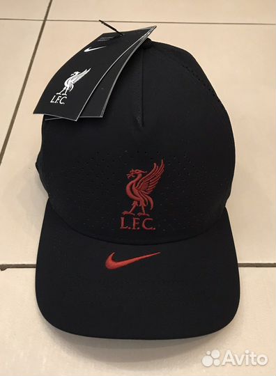 Новая бейсболка Nike Classic99 FC Liverpool