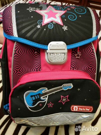 Ранец школьный для девочки новый